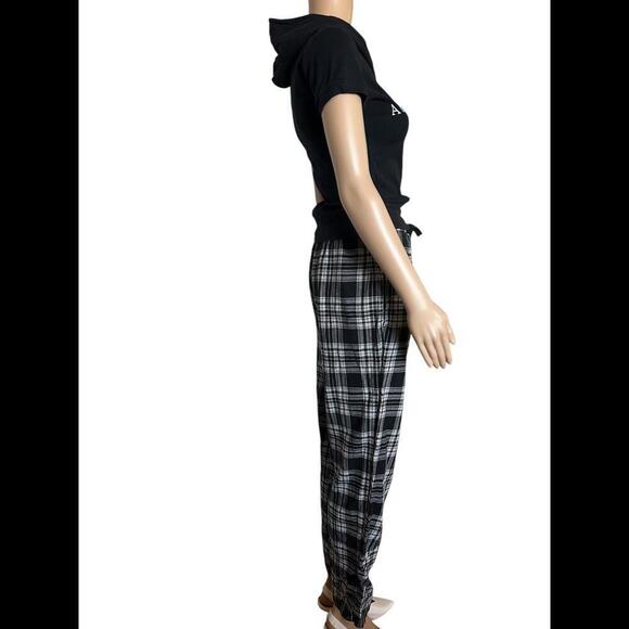 Abercrombie & Fitch Cozy Pajama Set - Black Plaid - Picture 3 of 4